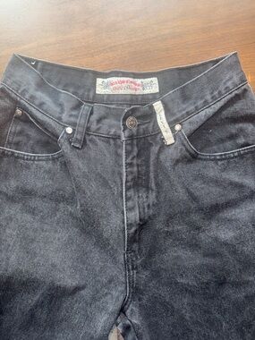 Levi’s Vintage 900 series black jeans size 9